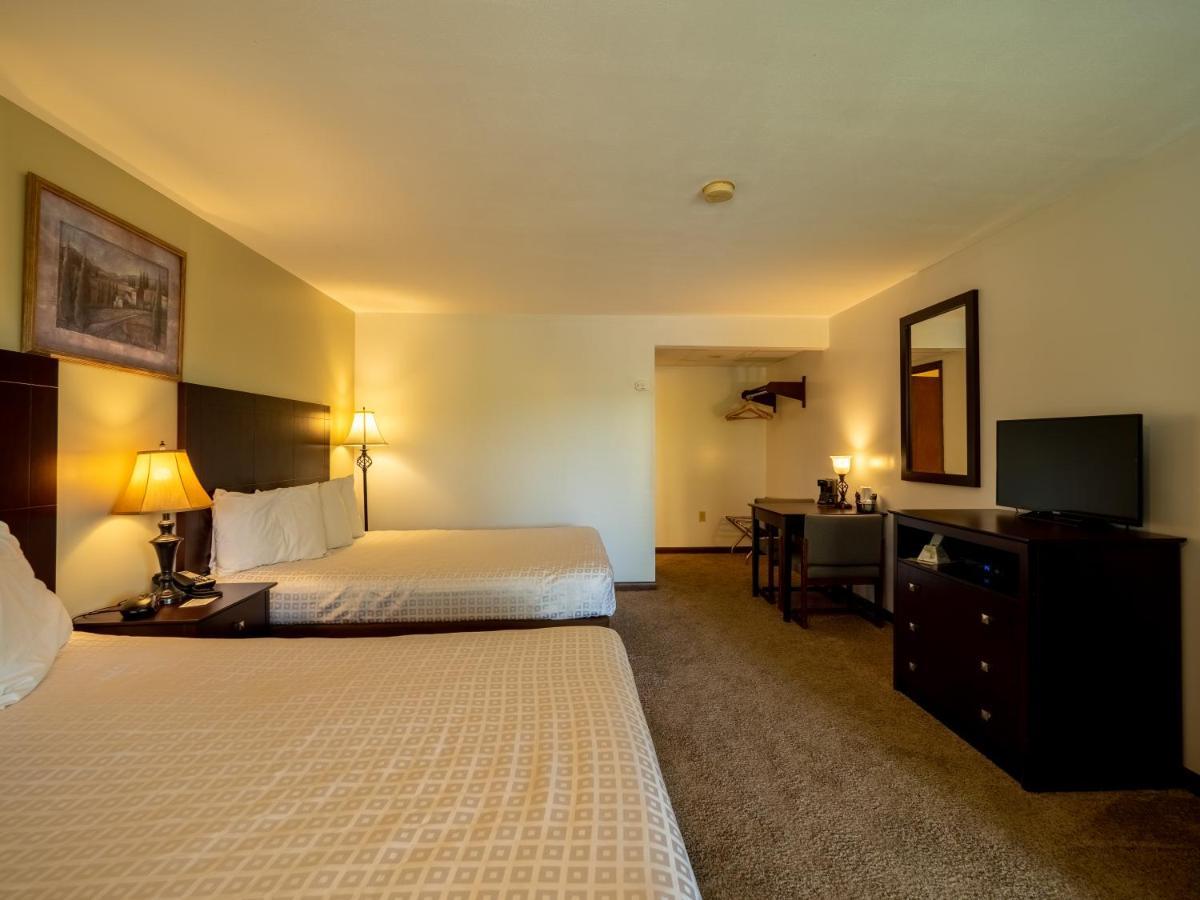 Lake 'N Pines Motel Cooperstown Dış mekan fotoğraf