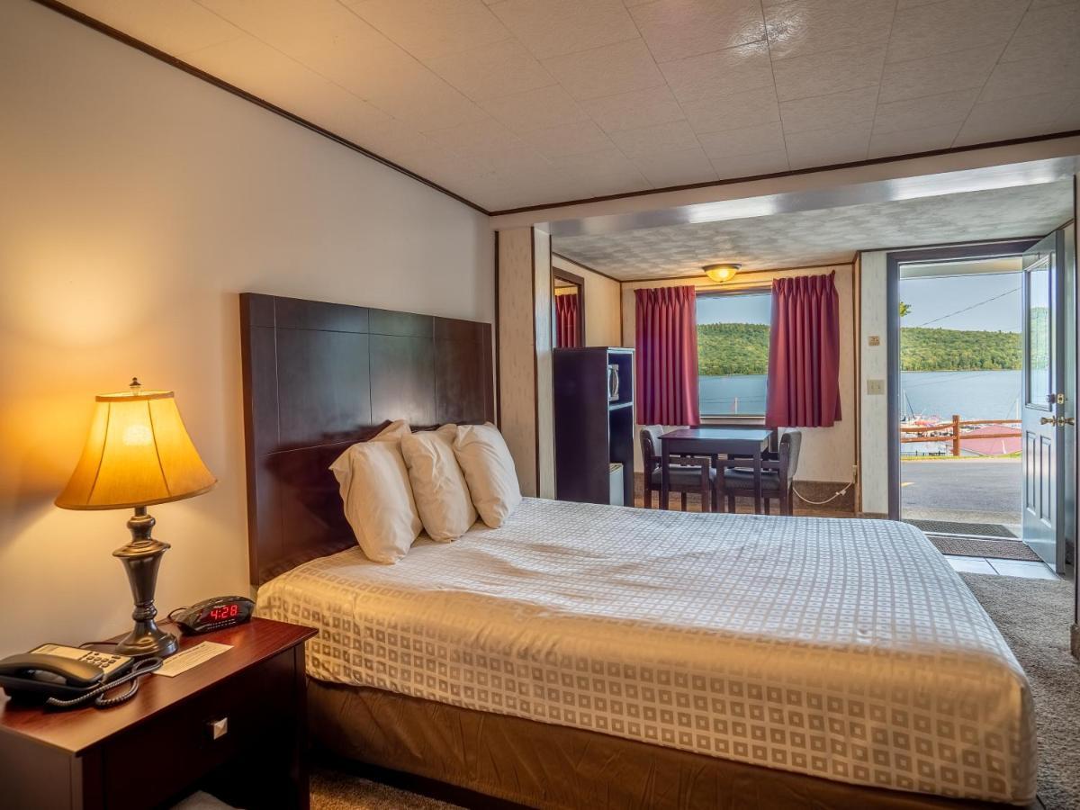 Lake 'N Pines Motel Cooperstown Dış mekan fotoğraf