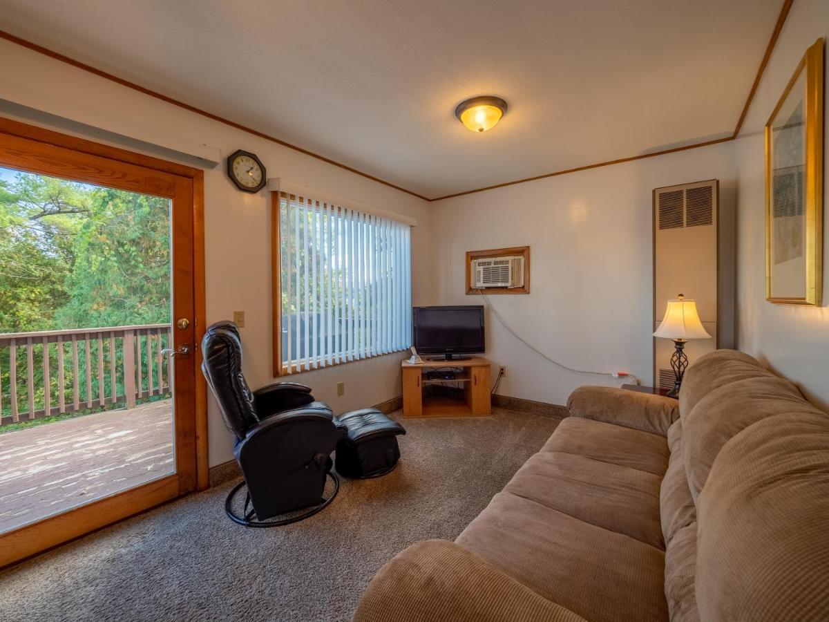 Lake 'N Pines Motel Cooperstown Dış mekan fotoğraf