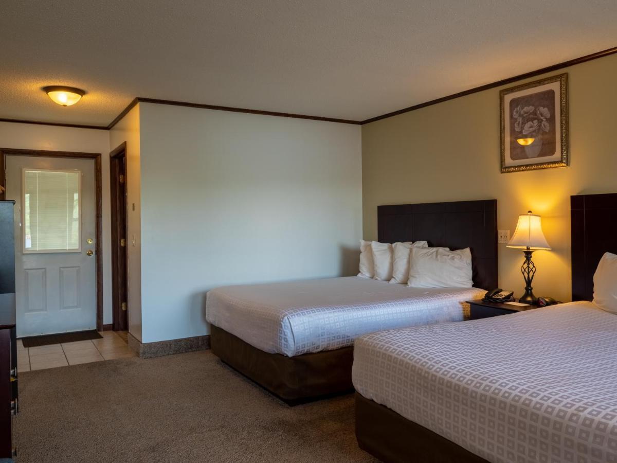 Lake 'N Pines Motel Cooperstown Dış mekan fotoğraf