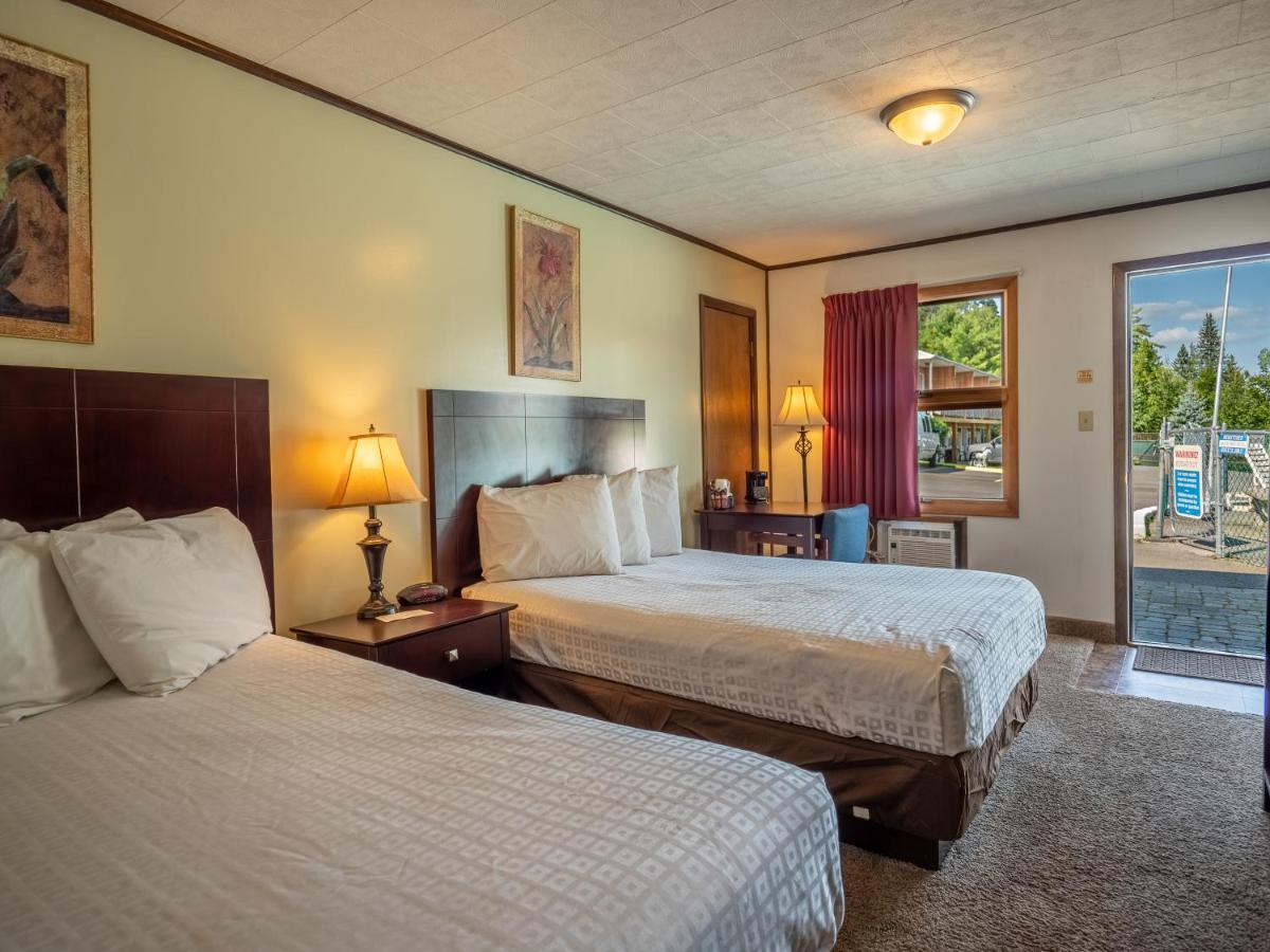 Lake 'N Pines Motel Cooperstown Dış mekan fotoğraf